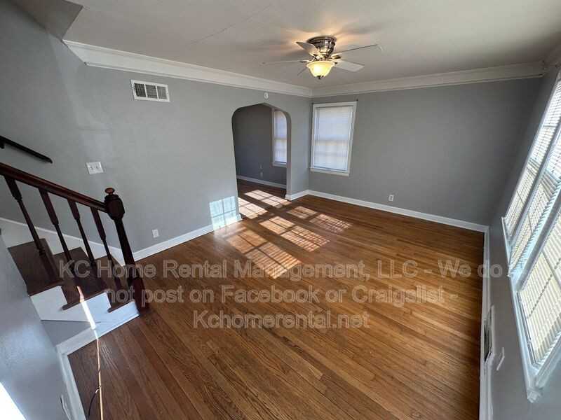 4418 Sunrise Dr - Photo 4 of 33