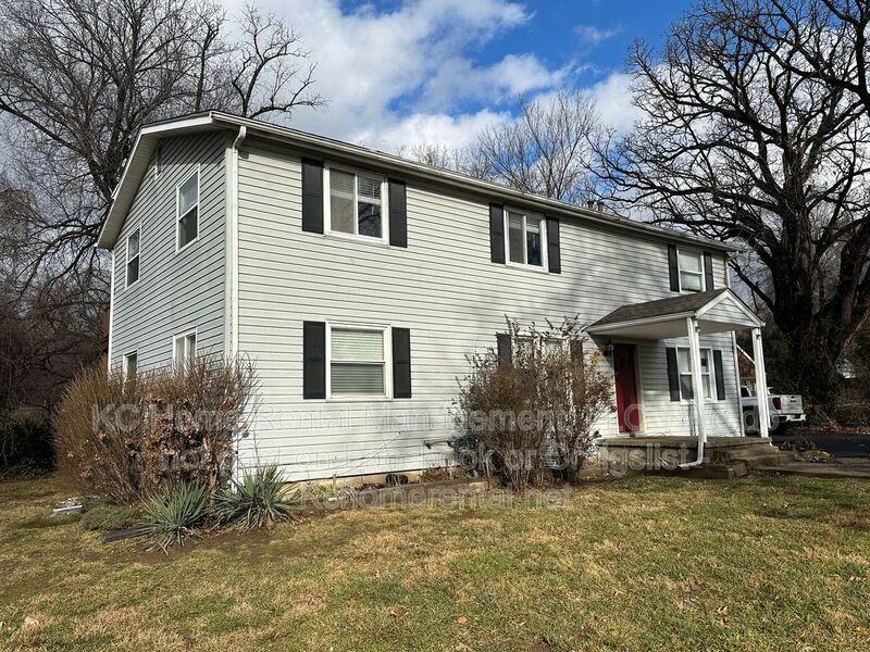 4400 Ne 46th Ter Apt 2w - Photo 2 of 25