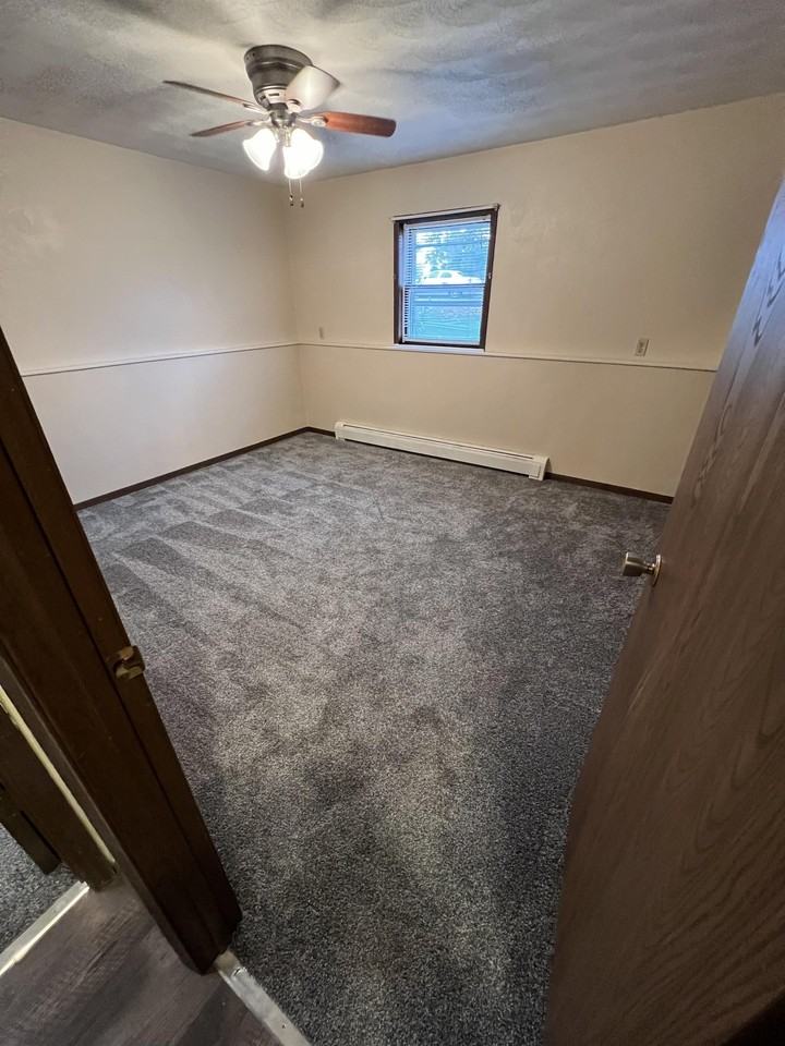 1202 North Railroad St., Sumner - Photo 5 of 12