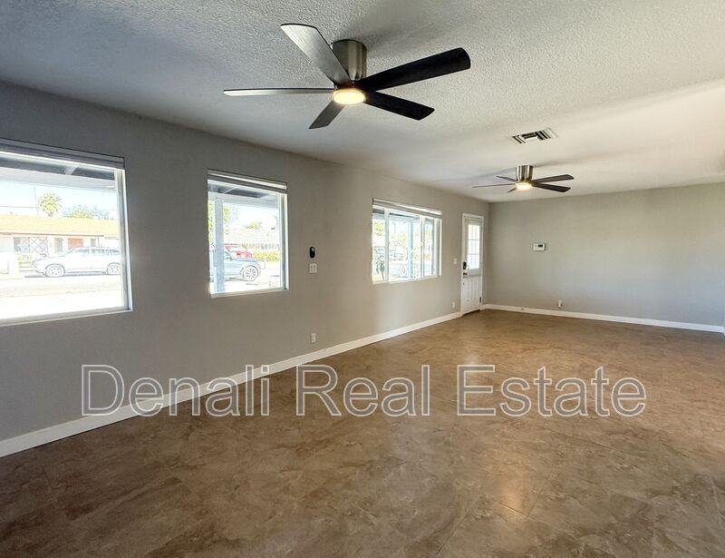 7413 E Roosevelt St - Photo 6 of 27