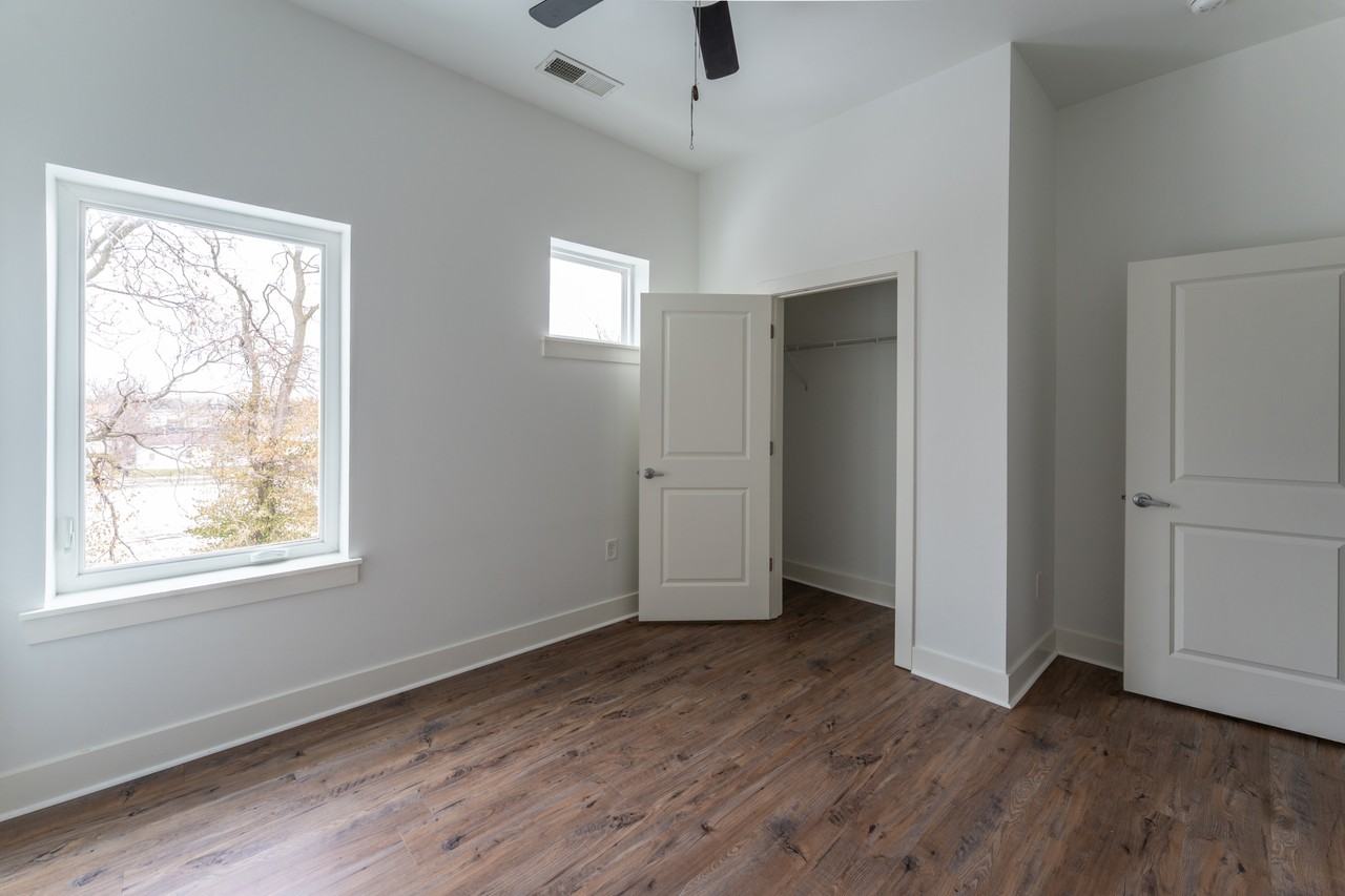 500 North 17th Street - Photo 4 of 12