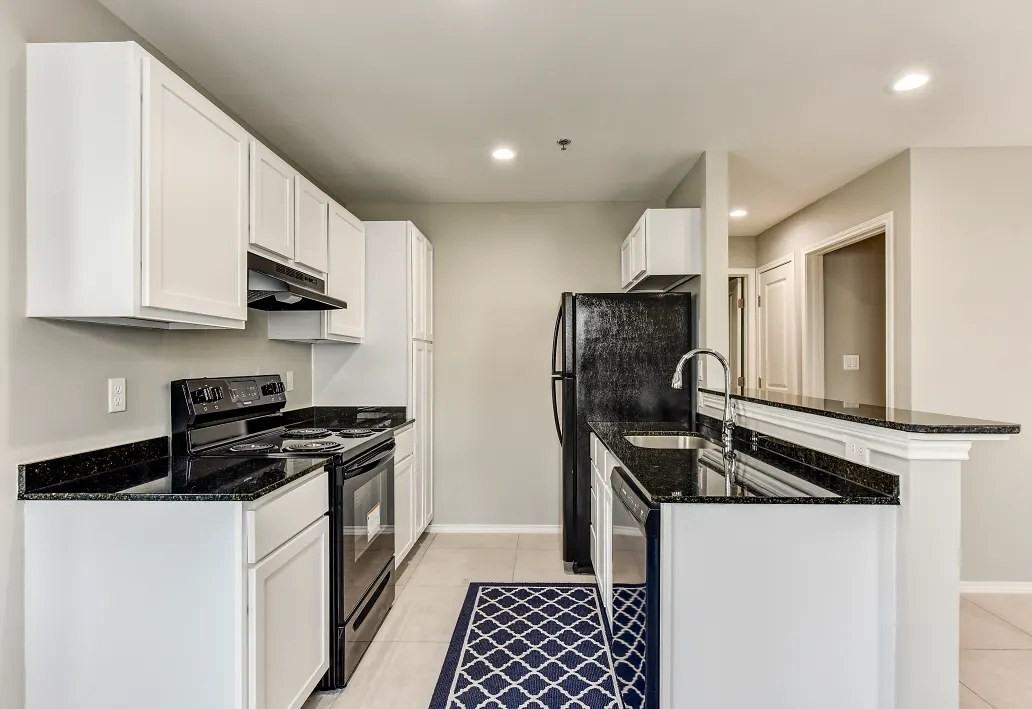 Mercedes Place Apartments - Photo 7 of 50