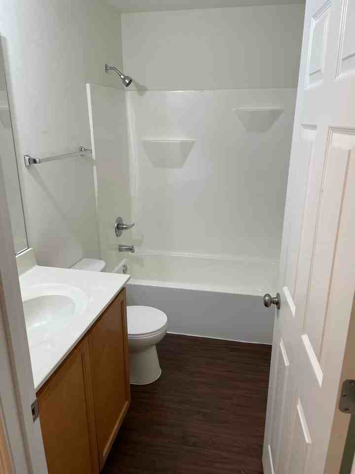 Quail Run Apartments and Townhomes - Photo 4 of 34