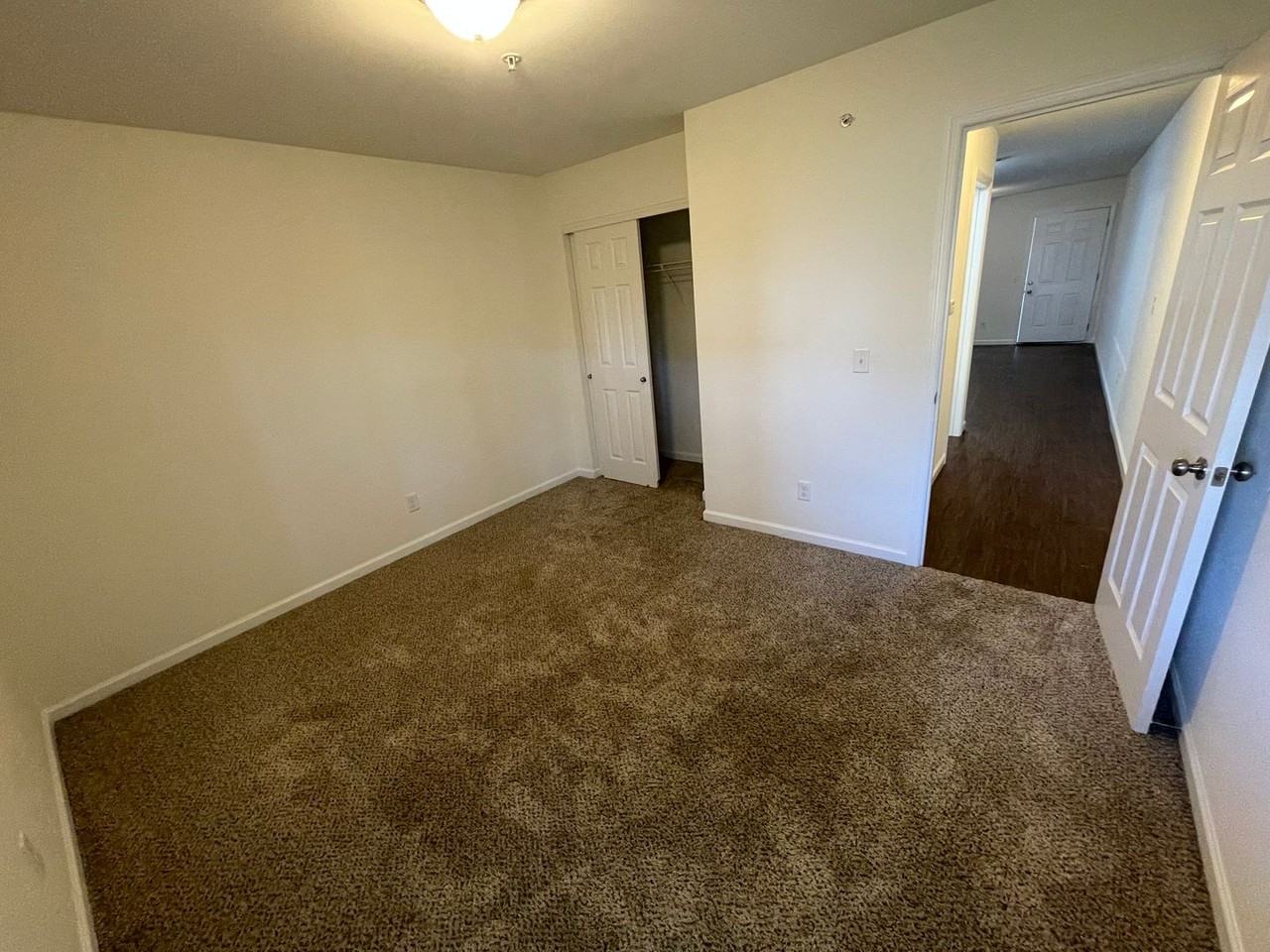 Quail Run Apartments and Townhomes - Photo 5 of 34