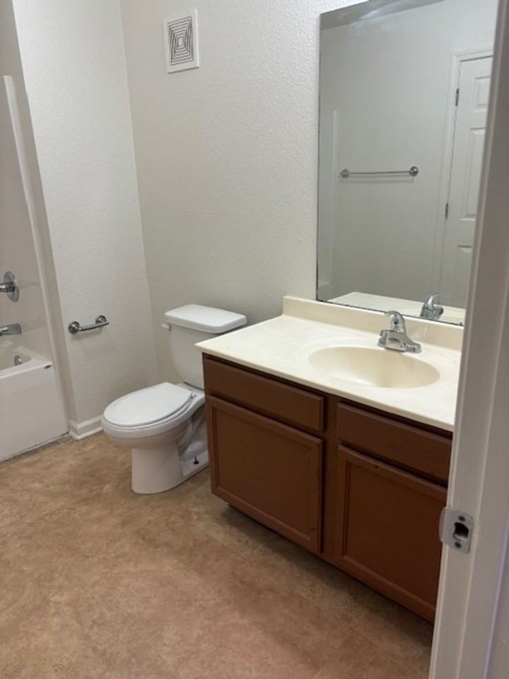 Kinway Apartments - TK - Photo 3 of 18