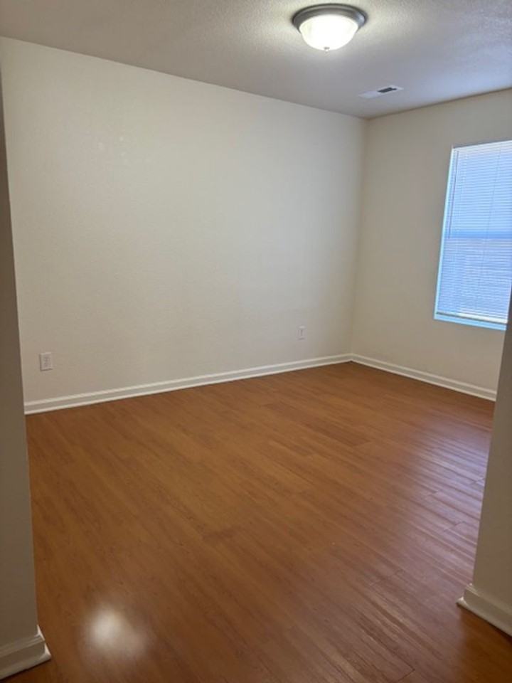 Kinway Apartments - TK - Photo 4 of 18