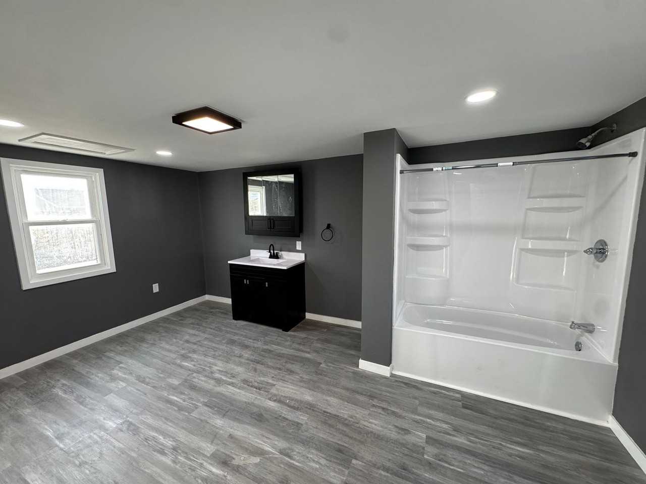 1206 9th Ave - Photo 6 of 12