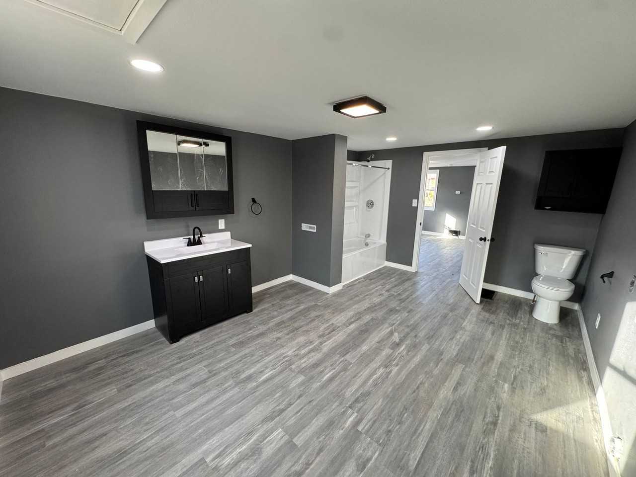 1206 9th Ave - Photo 7 of 12