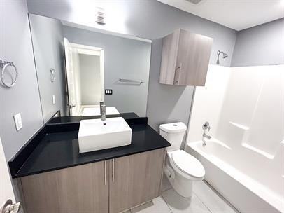 1421 West Harrison Avenue - Photo 5 of 9