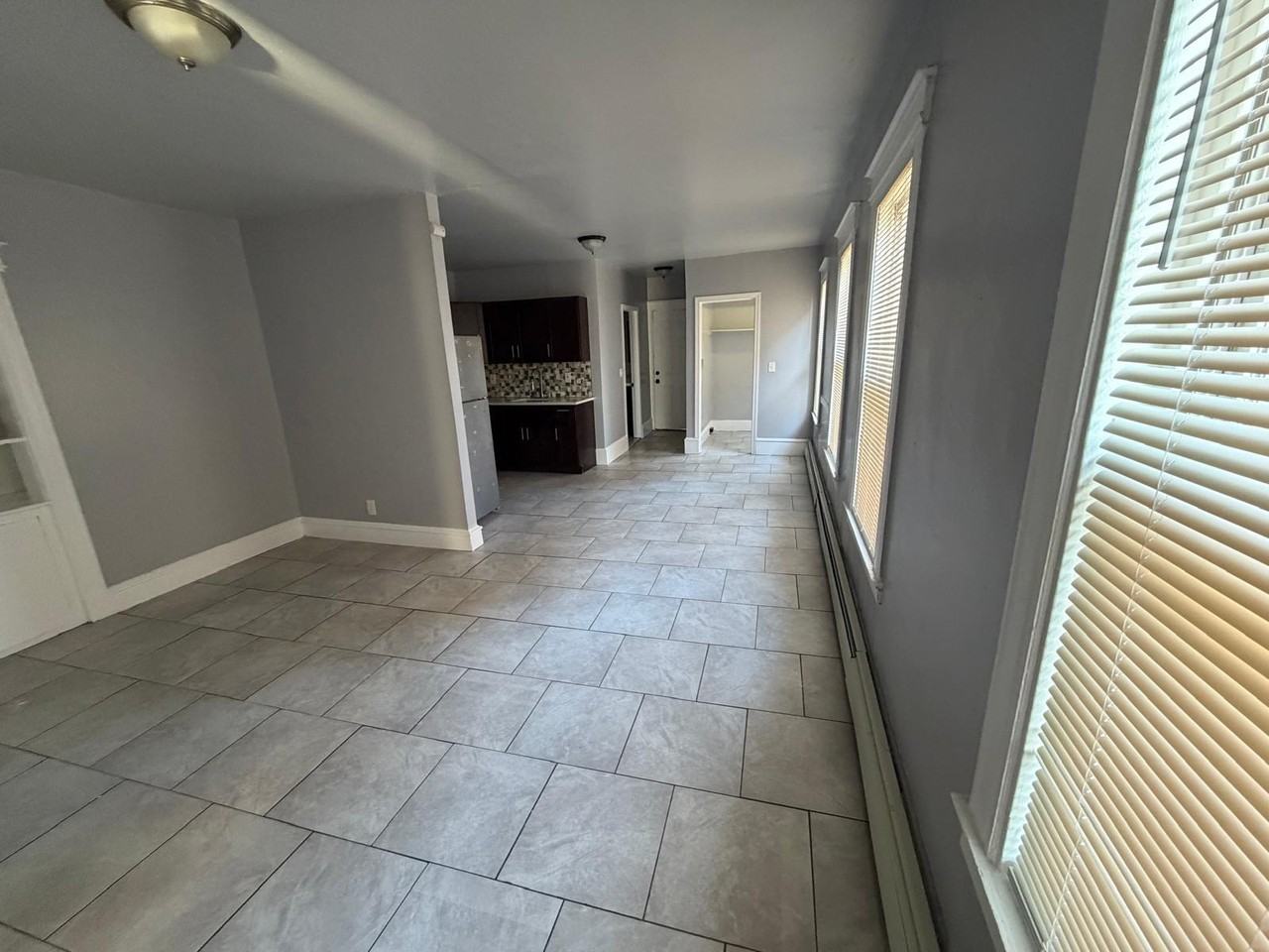 76 Hamilton Street - Photo 5 of 7