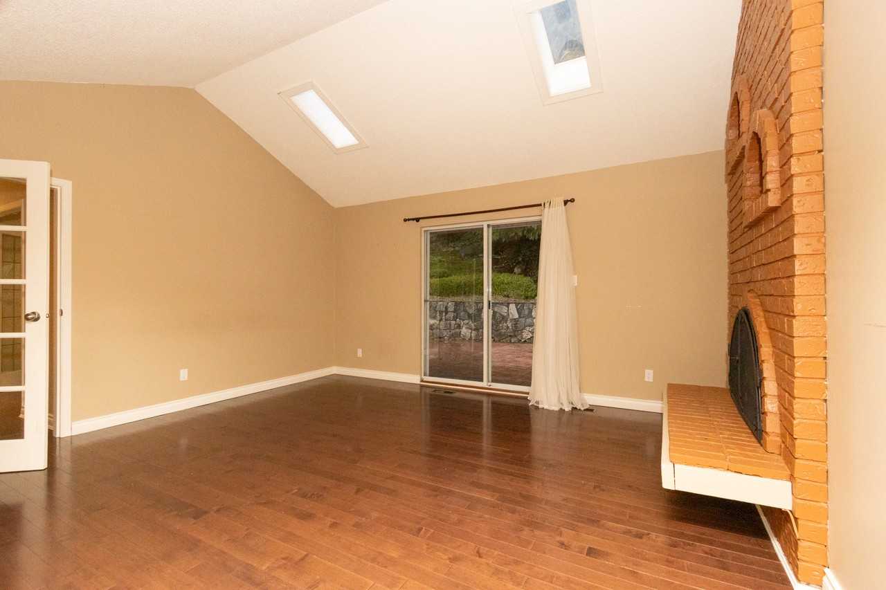 1381 Camridge Road - Photo 5 of 23