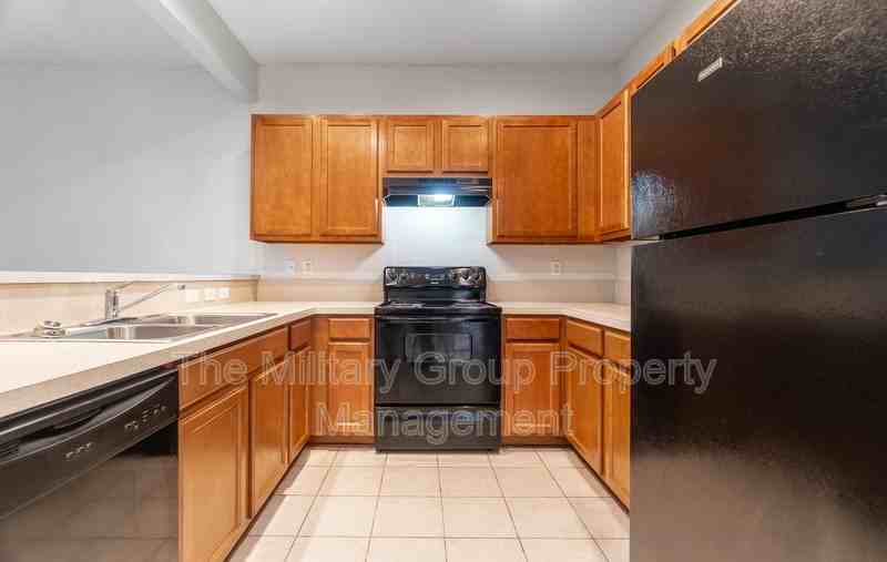 710 Crystal Way - Photo 7 of 42