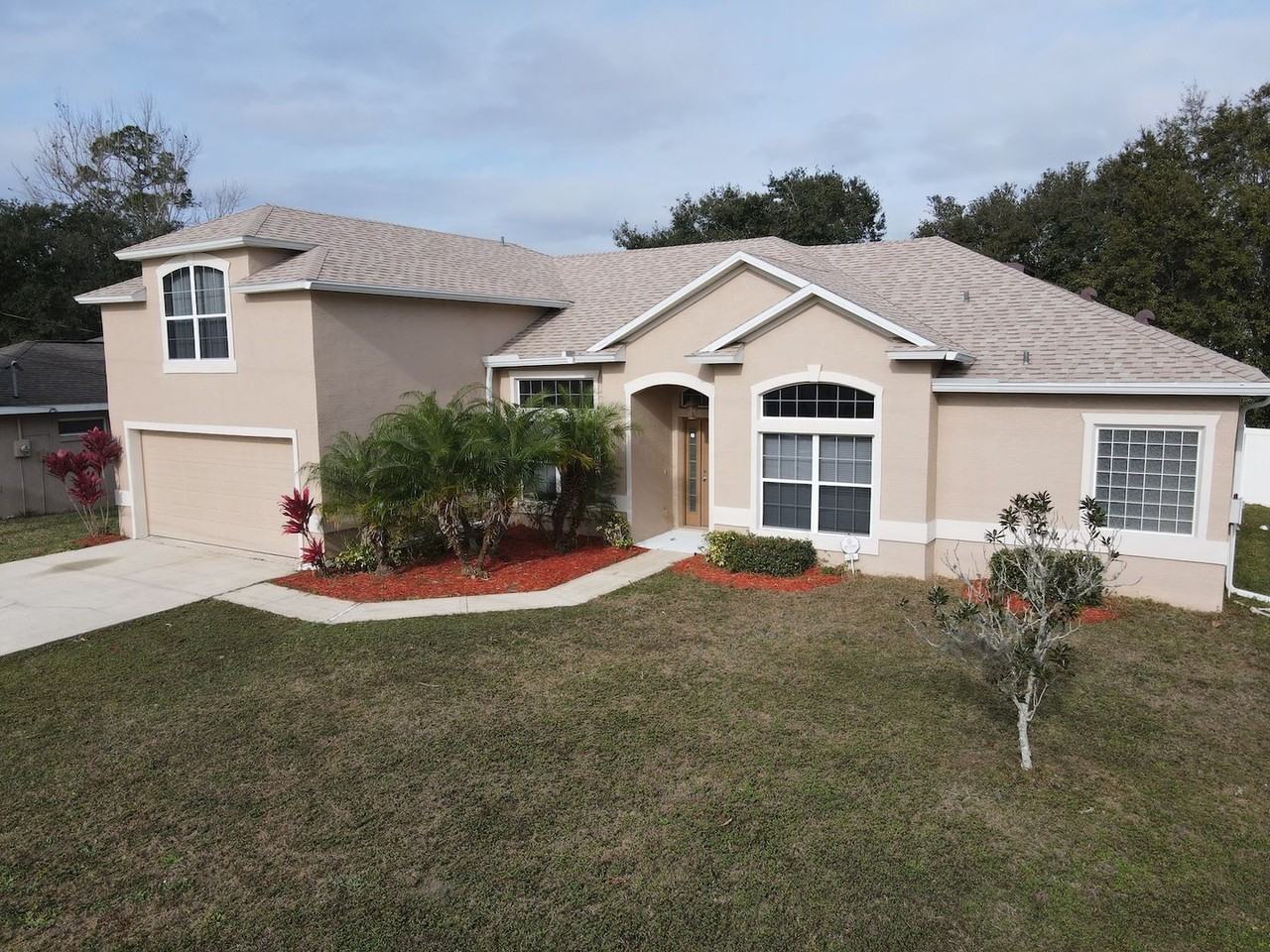 25 Bird Of Paradise Dr - Photo 2 of 50