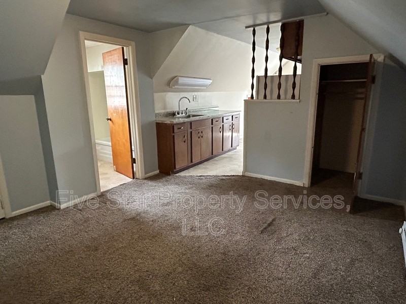 2244 S 9th St #2 - Photo 5 of 7