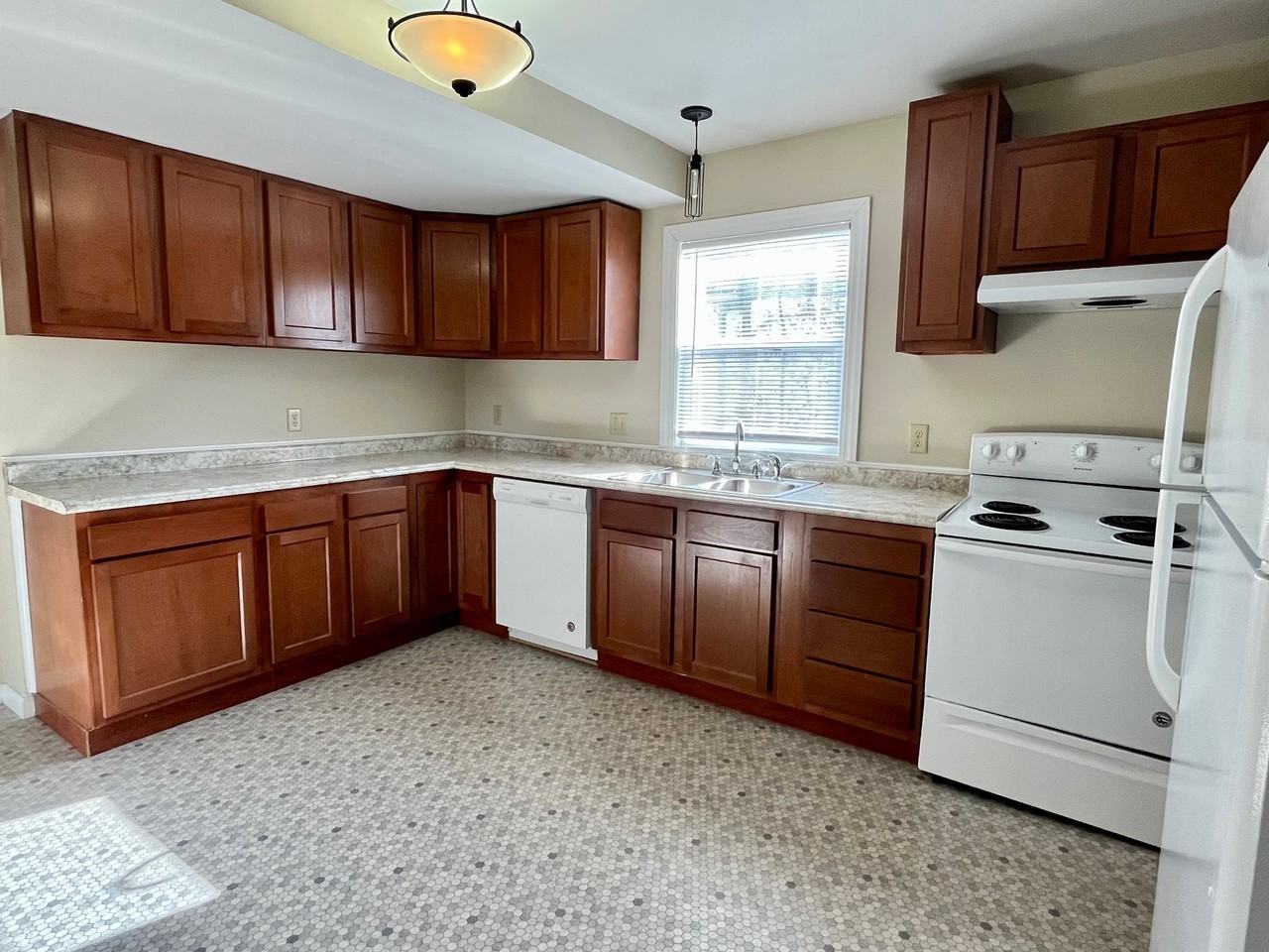 1001 S 4th Street - Photo 4 of 13