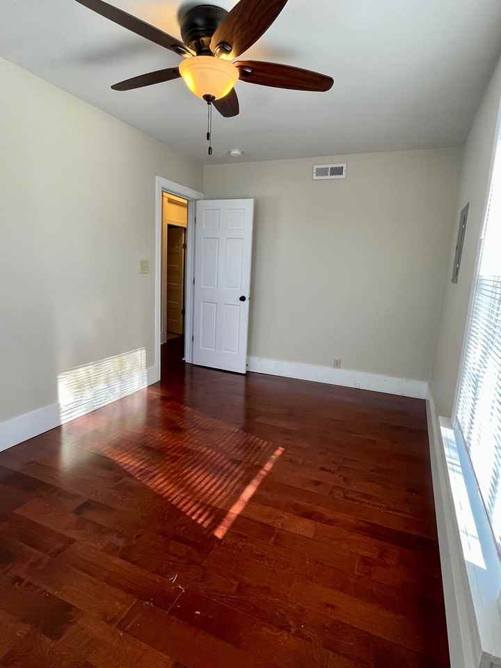 1001 S 4th Street - Photo 6 of 13