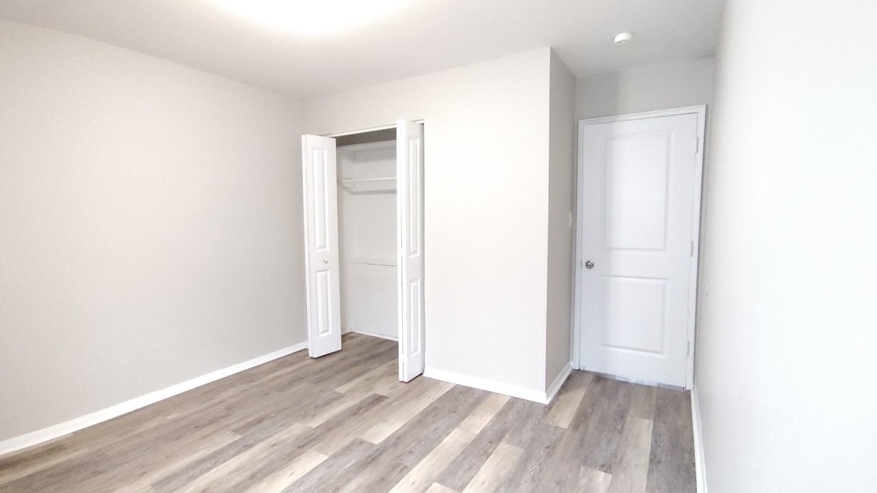 1770 E Woodward Heights - Photo 4 of 18