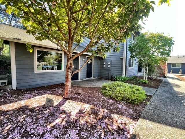 Suncrest Apartments - Photo 4 of 50