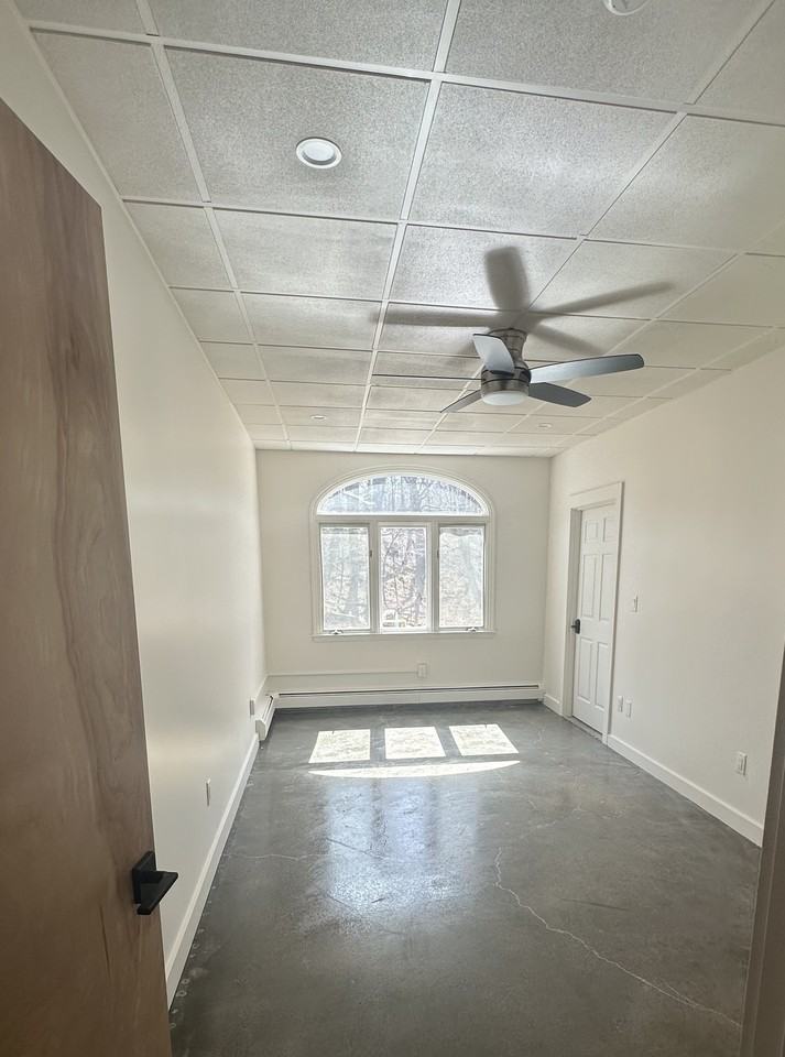 9 Johnson Lane - Photo 2 of 12