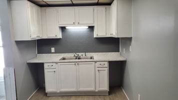 featured image of 43 Delaware St