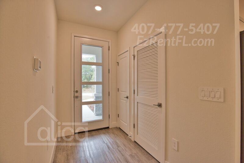 5164 Tolson St - Photo 5 of 35