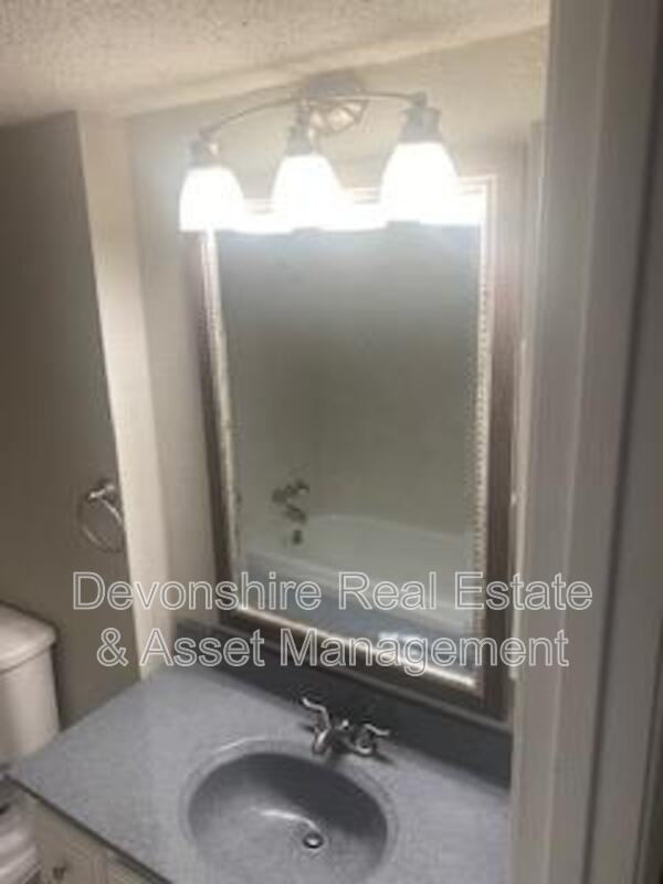 7301 Sanger Ave #107 - Photo 4 of 11