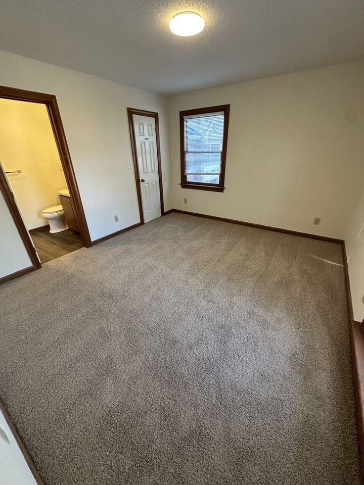 3504 Ivy Commons Dr - Photo 5 of 8