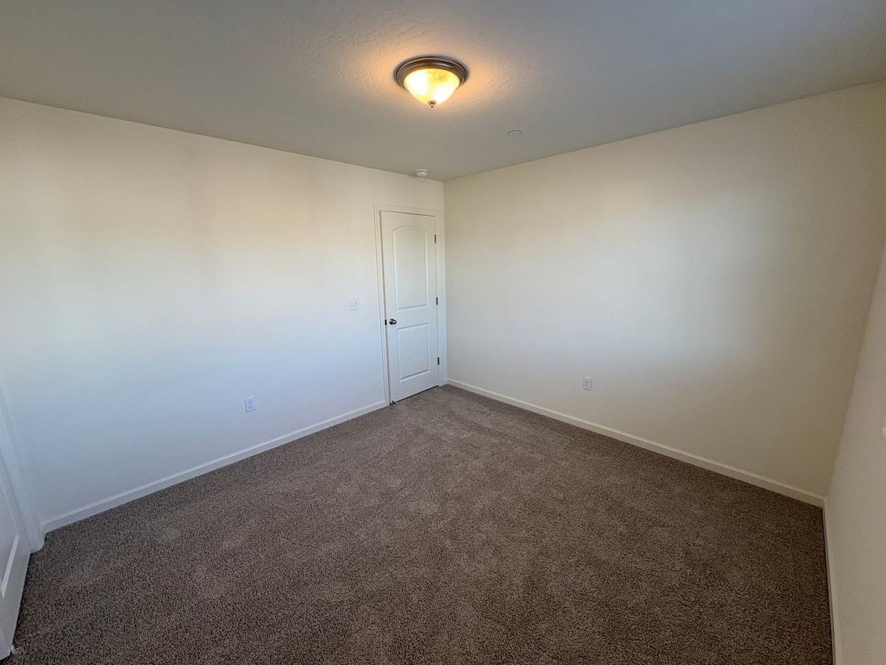 30535 Delancy Rd - Photo 3 of 31