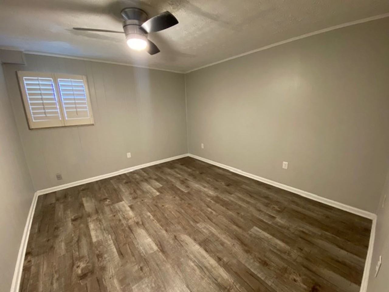 Rand Lakeside Apartment Homes - Photo 5 of 18