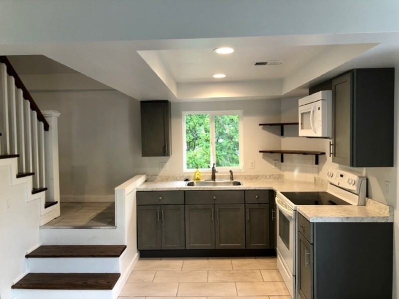 410 Olive St - Photo 2 of 13