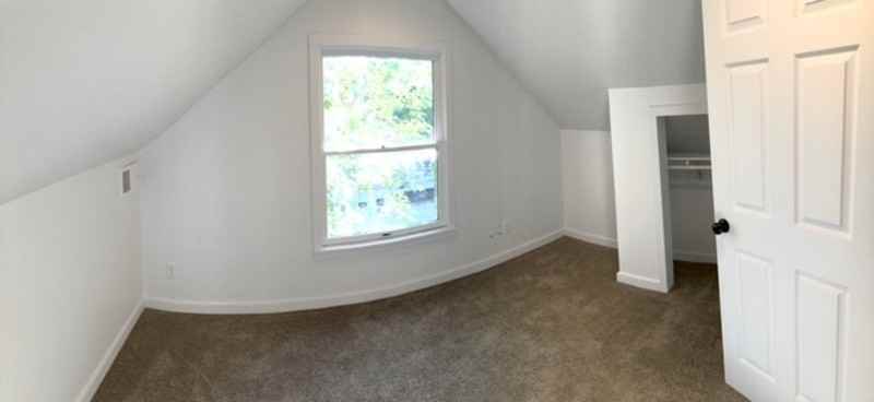 410 Olive St - Photo 5 of 13