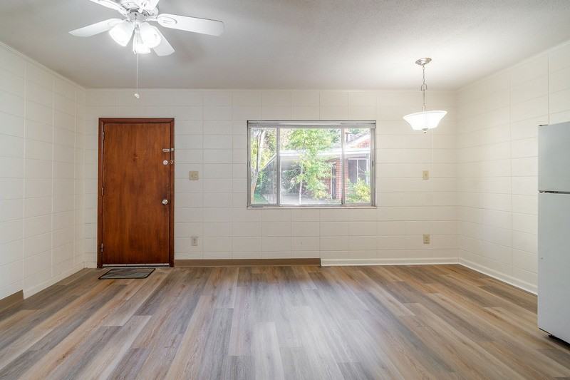 1312 - Photo 2 of 10