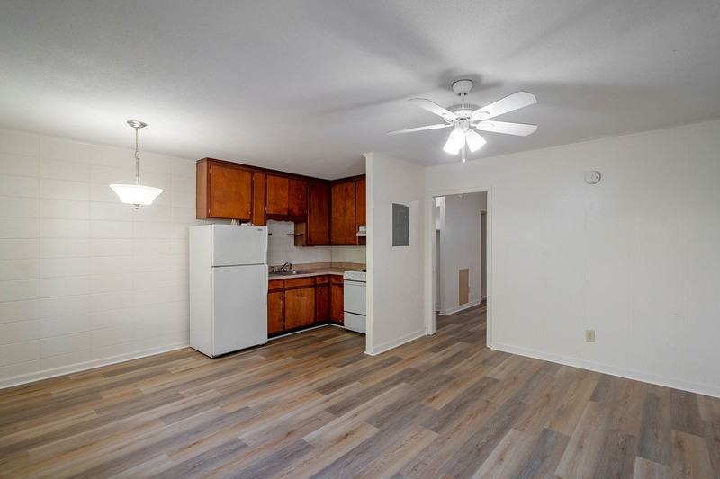 1312 - Photo 3 of 10