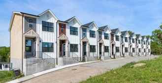 41 W High St #D7 - Photo 1 of 1