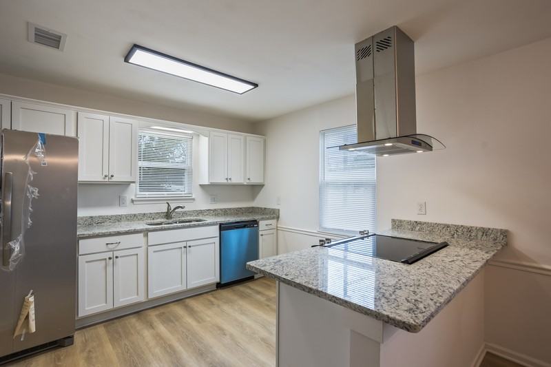 4243 Windsor Spring Rd - Photo 2 of 21