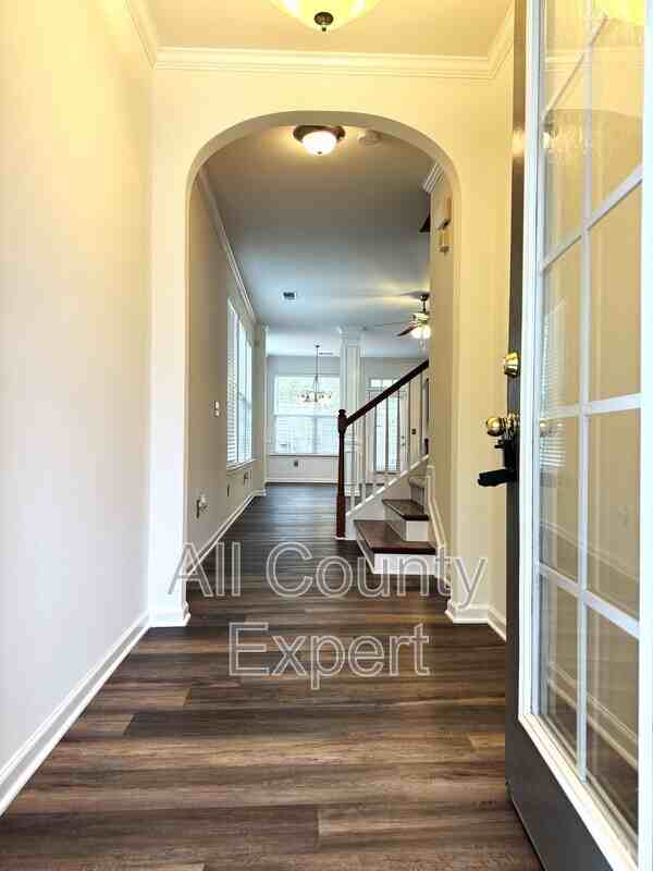 969 Pierce Ivy Ct - Photo 2 of 26