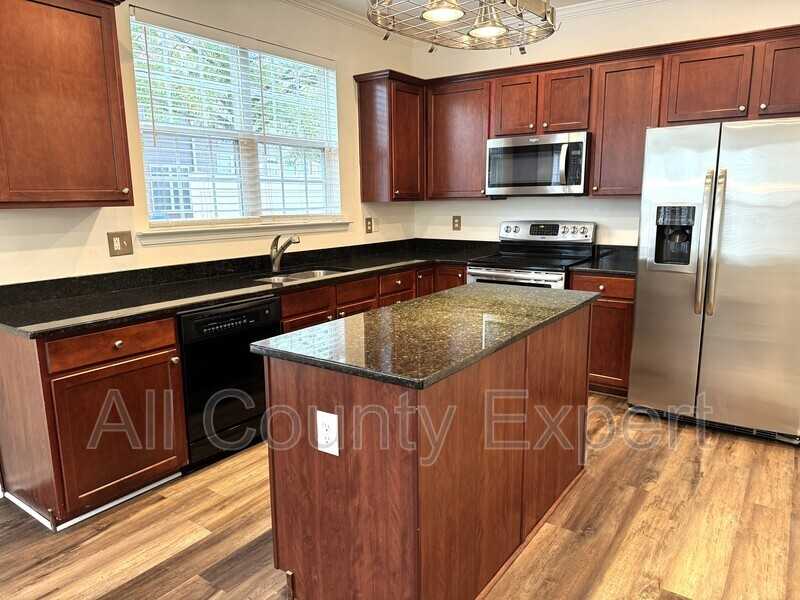 969 Pierce Ivy Ct - Photo 5 of 26