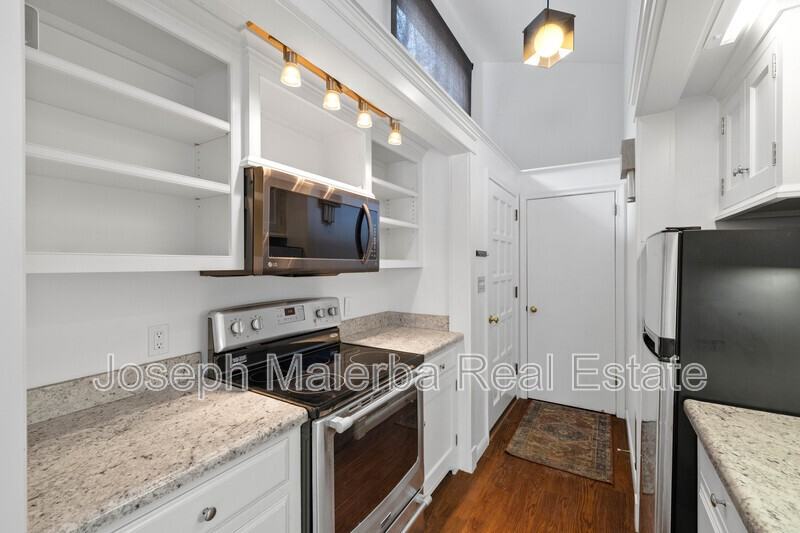 8 Honey Hill Ln - Photo 6 of 31