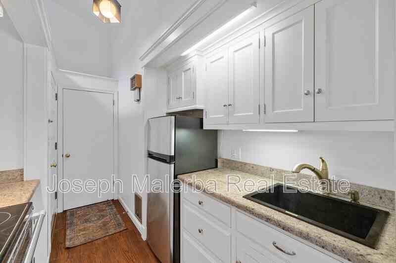 8 Honey Hill Ln - Photo 7 of 31