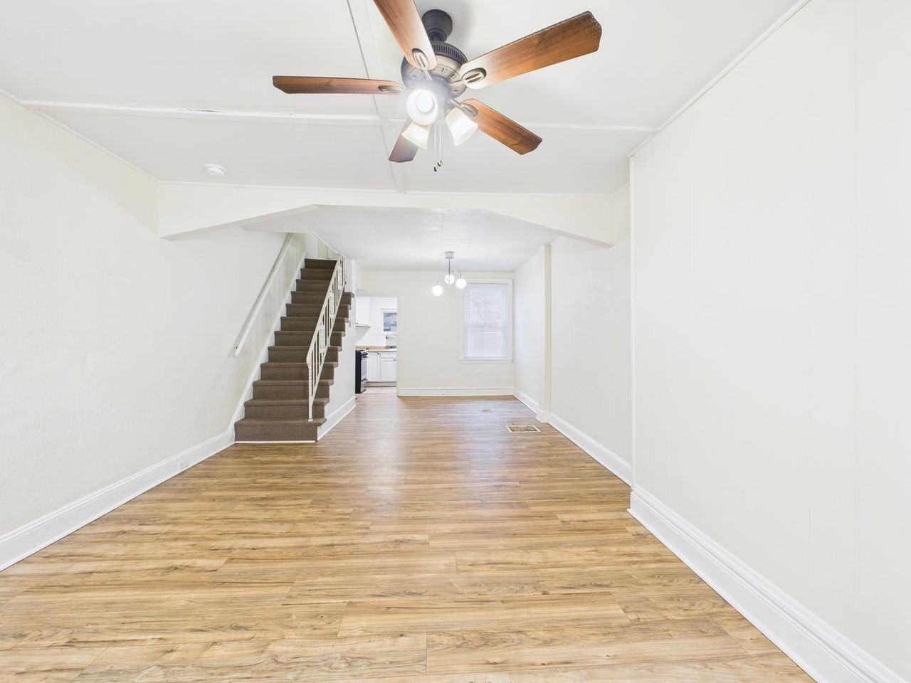 1825 Carlton St - Photo 2 of 29