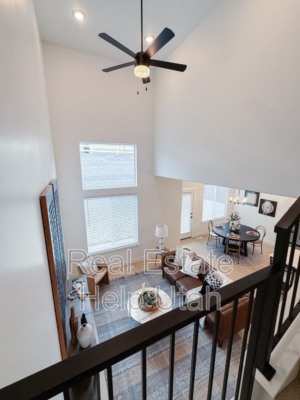 4787 S Heartwood Rd - Photo 2 of 23