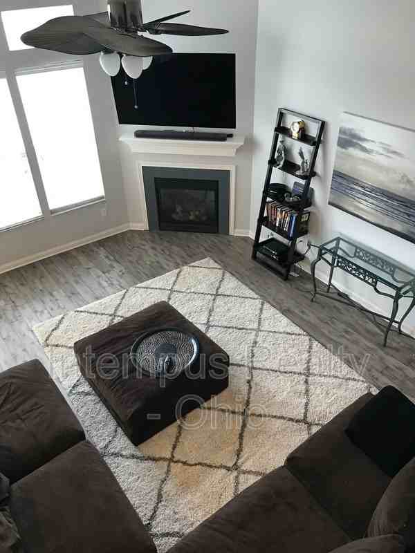 5081 Dinard Way - Photo 4 of 40