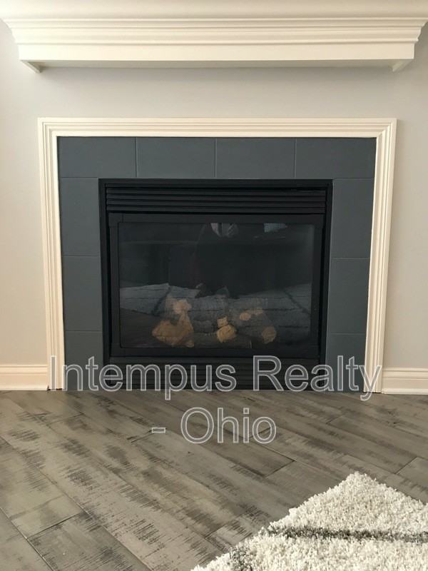 5081 Dinard Way - Photo 7 of 40