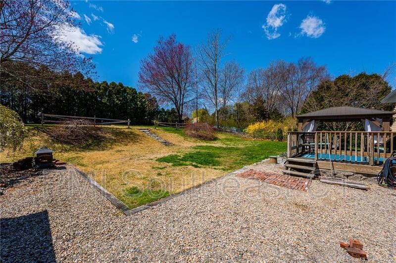 36 Whittle St - Photo 7 of 8