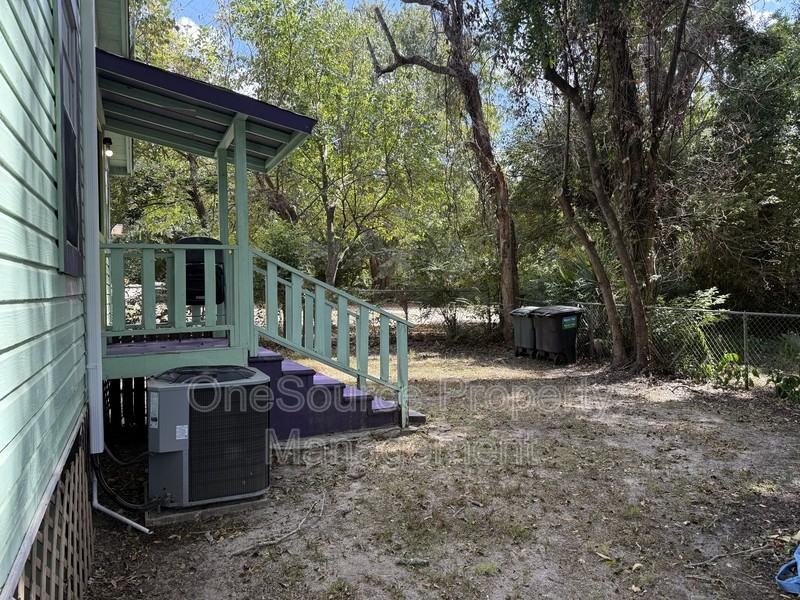 539 W Georgia St - Photo 2 of 14