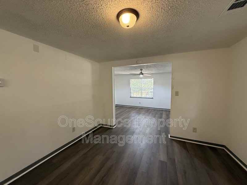 539 W Georgia St - Photo 6 of 14