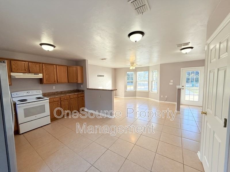 1636 Bassett Rd - Photo 4 of 13