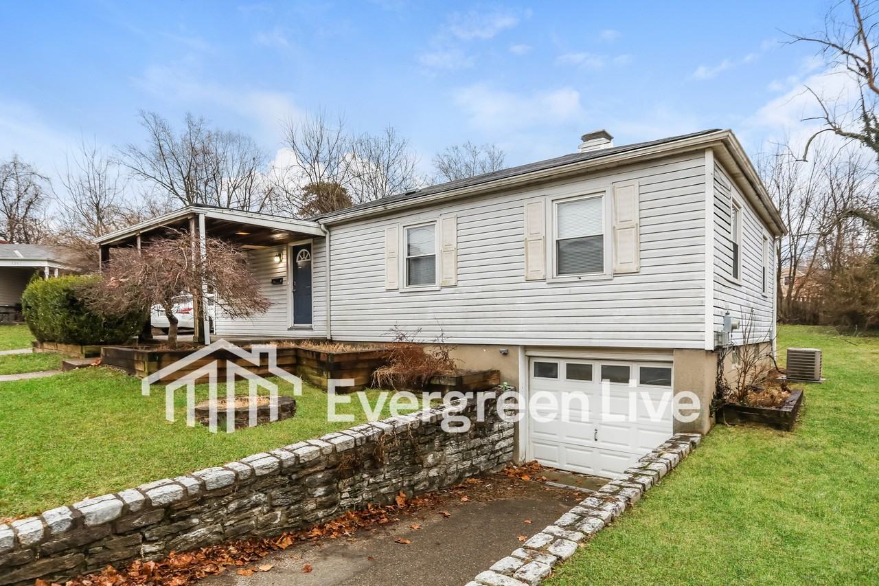 3265 Tulsa Ct - Photo 2 of 15
