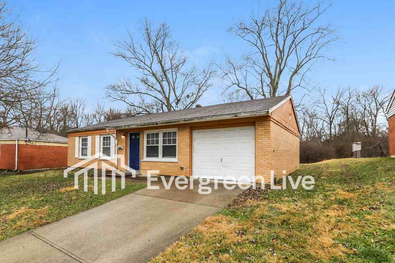 9209 Meadowglen Dr - Photo 2 of 14