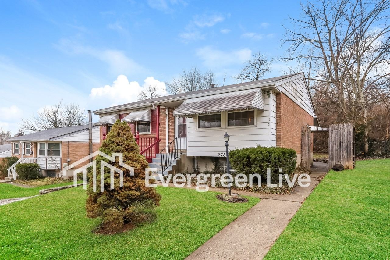 2787 Pickmeier Ln - Photo 2 of 15